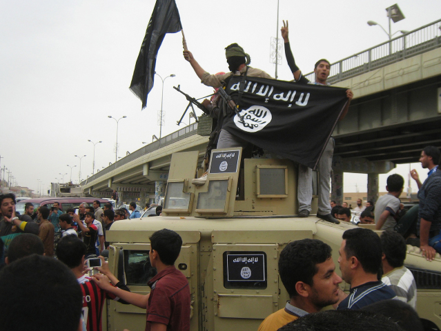 Islamský štát, Irak, vojaci, ozbrojenci, tank, islamisti, moslomovia, vlajka, zástava