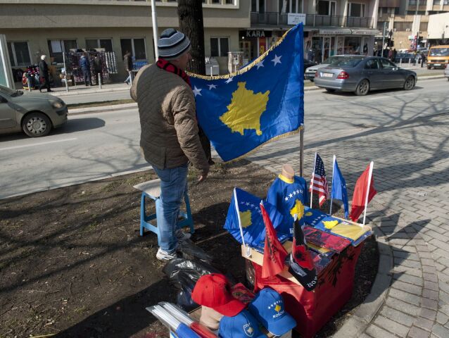 Kosovo, vlajka, Albánsko, Priština