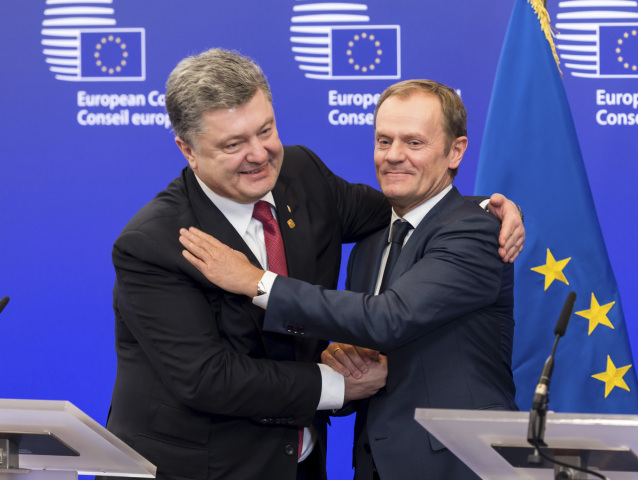 Donald Tusk, Petro Porošenko, EÚ, Ukrajina