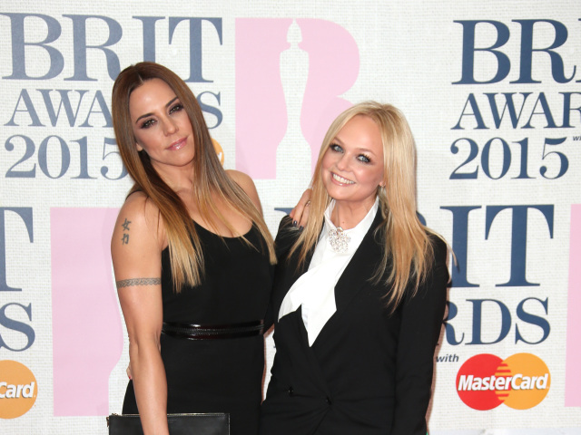 Melanie Chisholm (vľavo) a Emma Bunton
