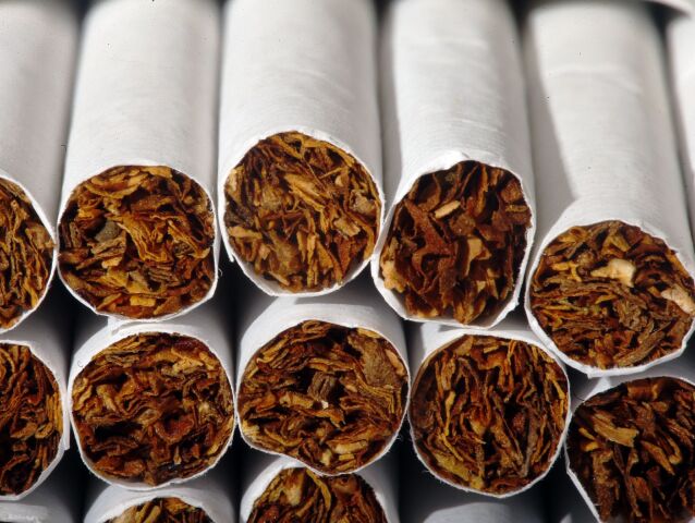 cigarety, fajčenie, fajčiar, nikotín, tabak,