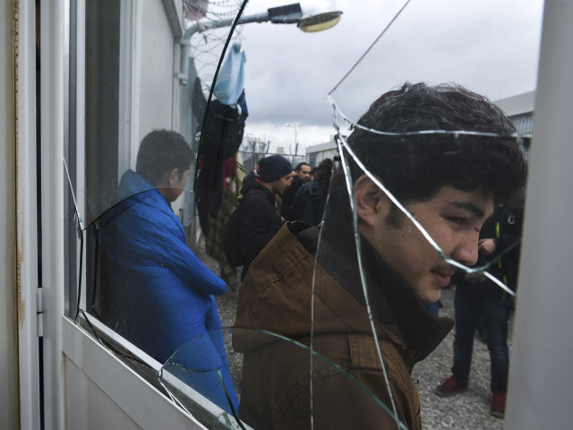Grécko, migranti, prisťahovalci, imigranti, utečenci,