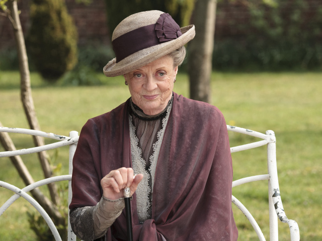 Maggie Smith 