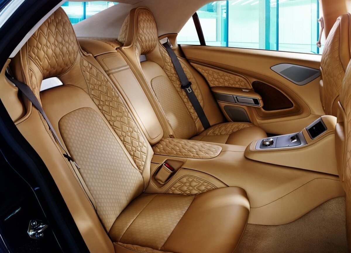 Aston Martin Lagonda