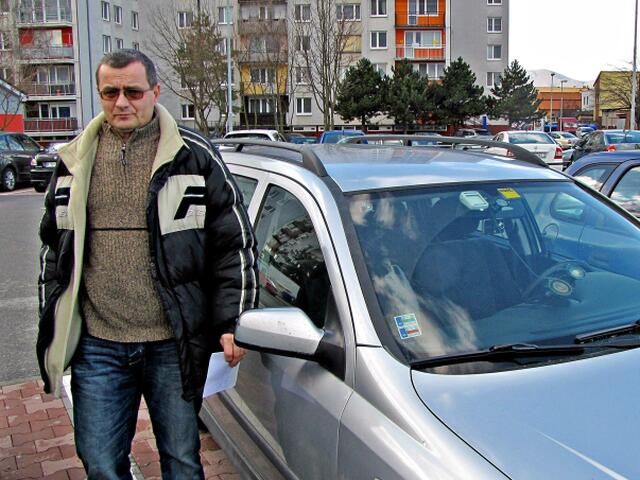 Miloš Ďuriš, auto