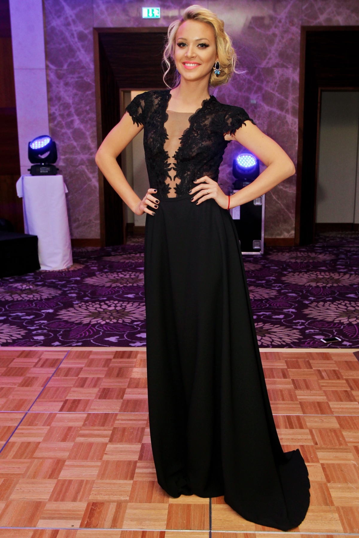 MISS Jeanette Borhyová