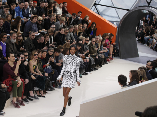 Louis Vuitton - jeseň-zima 2015/2016 - Paríž - Kim Kardashian
