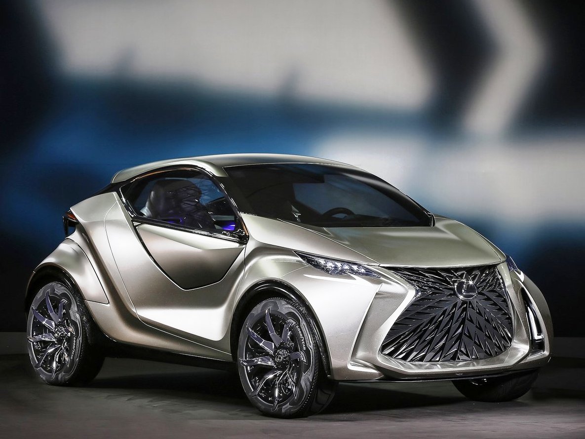 Obrovskou vretenovou maskou hlási koncept LF-SA jednoznačnú príslušnosť k značke Lexus.
