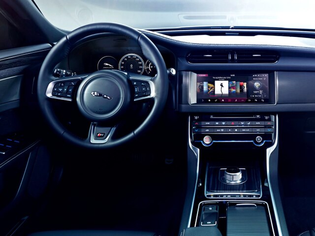 Jaguar XF - 2016
