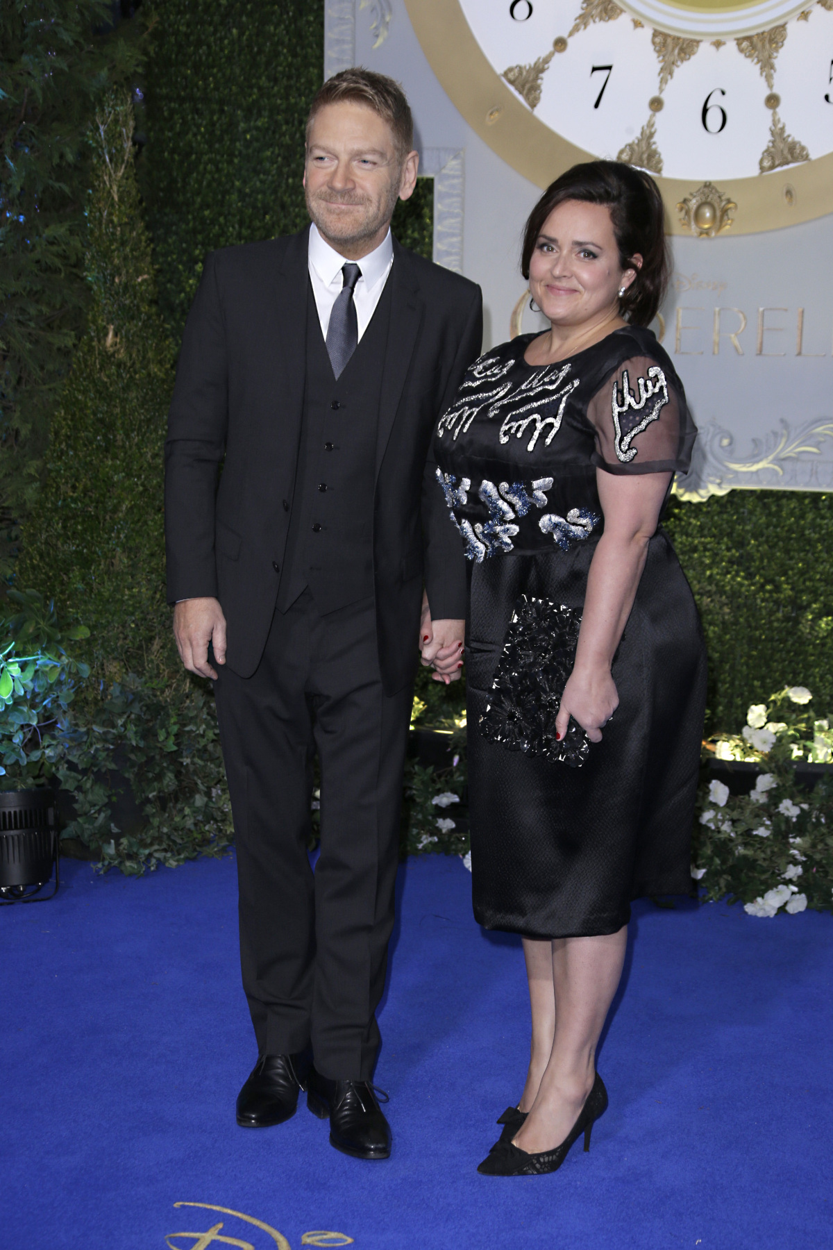 Režisér Kenneth Branagh a jeho manželka Lindsay Brunnock.