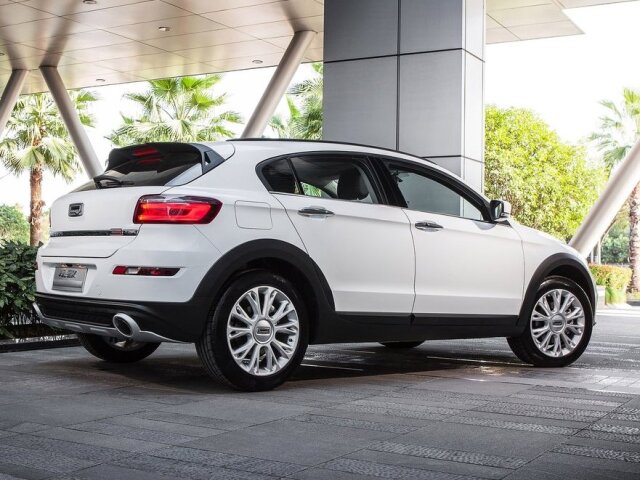 Qoros 3 City SUV - 2015