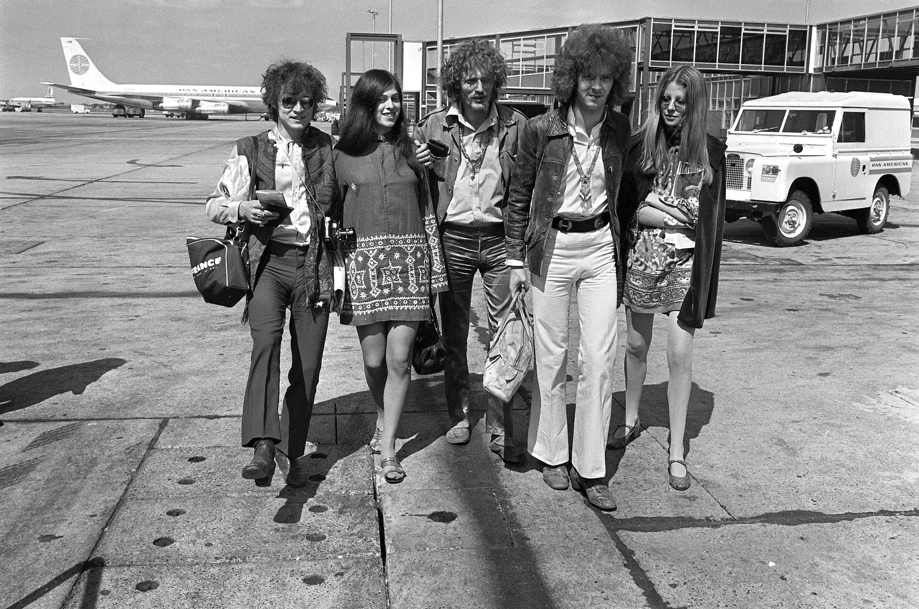 Skupina Cream. Eric Clapton štvrtý zľava.