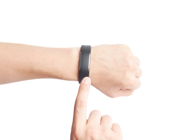 inteligentný náramok, fitbit, band, fitnes, hodinky, watch, športovanie,