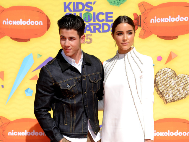 Spevák Nick Jonas a jeho priateľka Olivia Culpo.