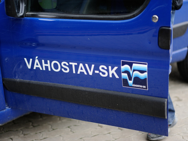Váhostav, logo