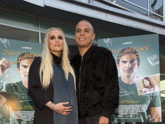 Evan Ross a jeho manželka,  Ashlee Simpson