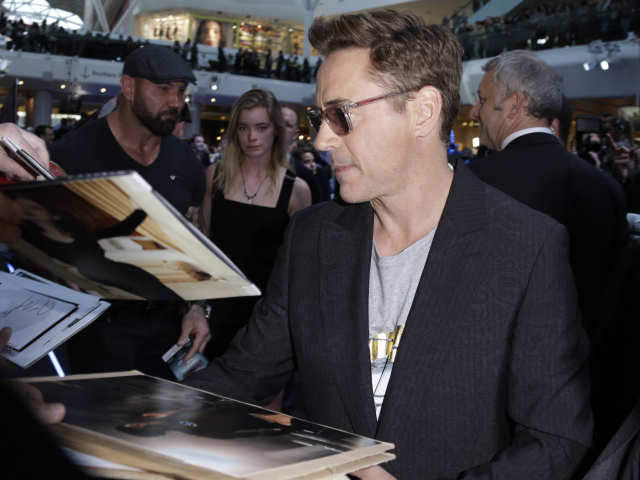 Robert Downey Jr.
