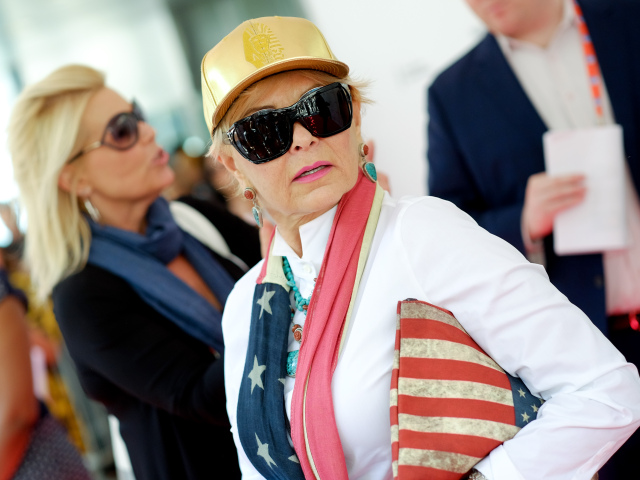 Roseanne Barr