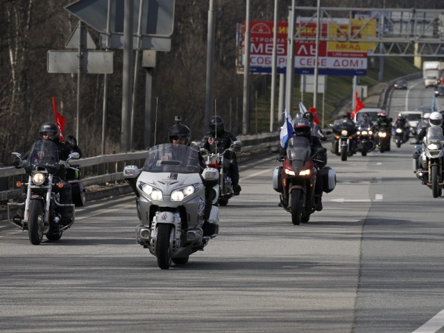 noční vlci, rusko