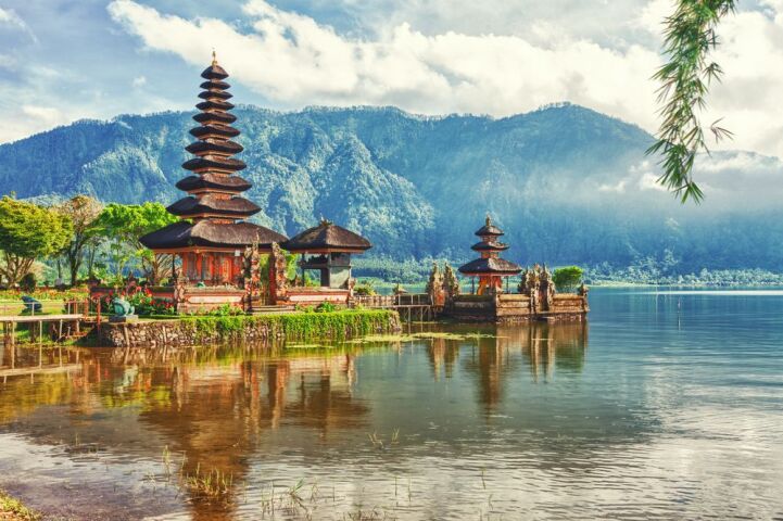 Bali, ostrov, more, slnko, leto, kúpanie, dovolenka