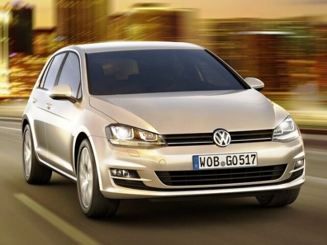 VW Golf - 1,0 TSI