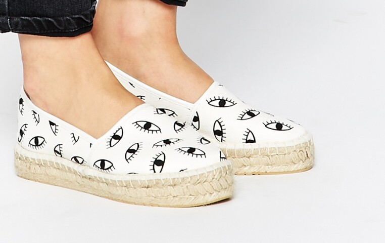 Espadrilky sú v kurze. 