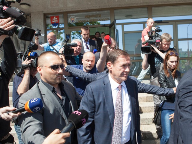Juraj Široký, Váhostav, polícia