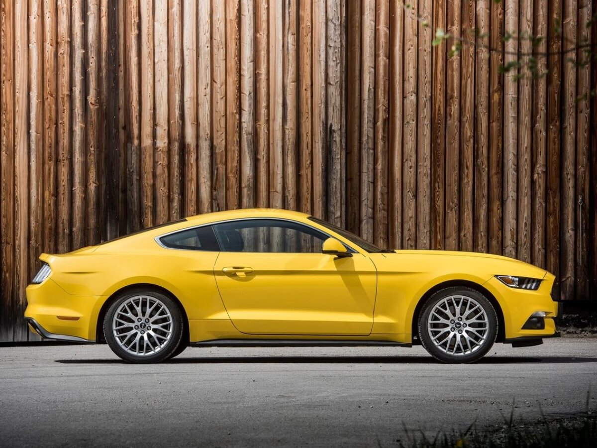 Ford Mustang - 2016