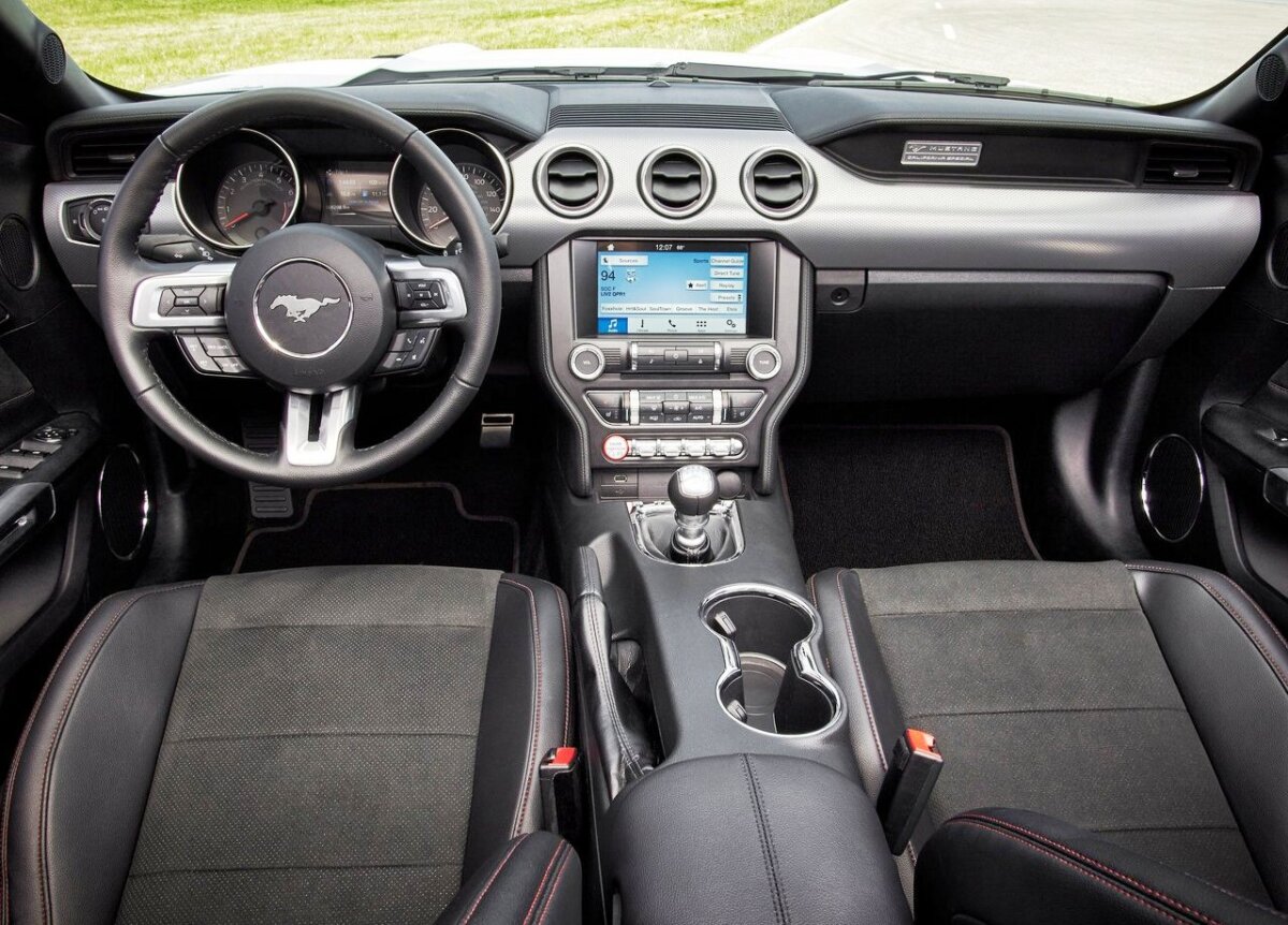 Ford Mustang - 2016