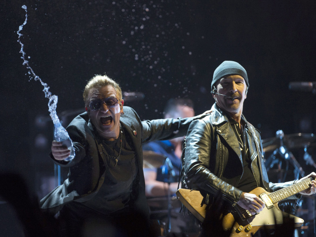 Bono a Edge