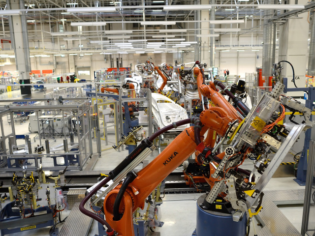 Volkswagen, karosáreň, Audi Q7, roboty