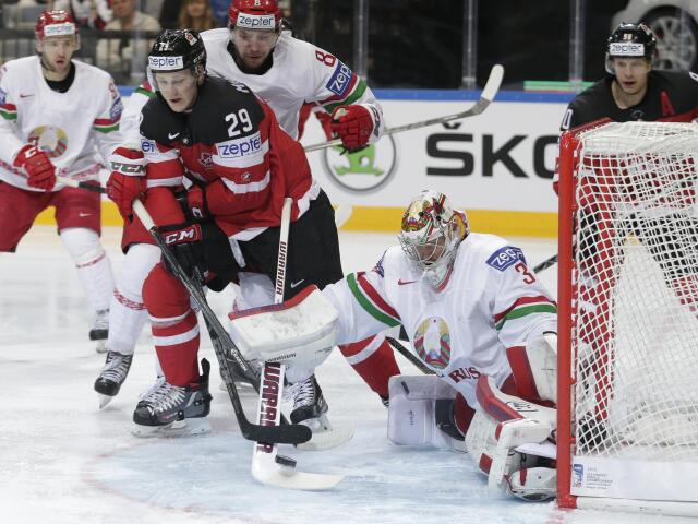 Nathan MacKinnon, Kevin Lalande
