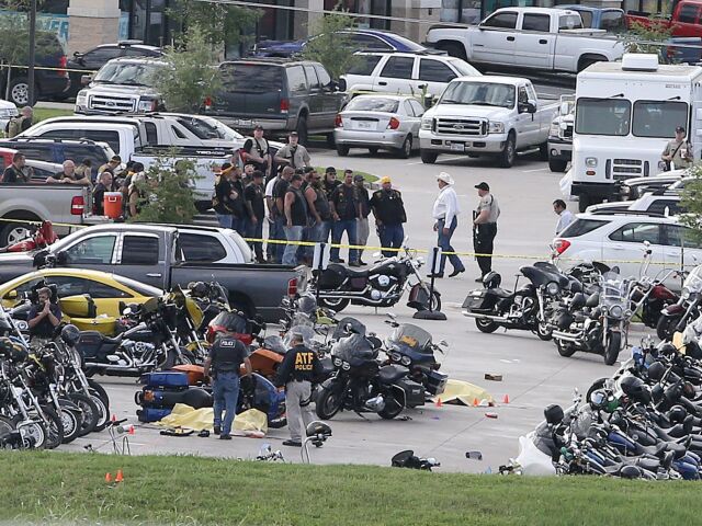 Waco, Texas, motorkárki, streľba