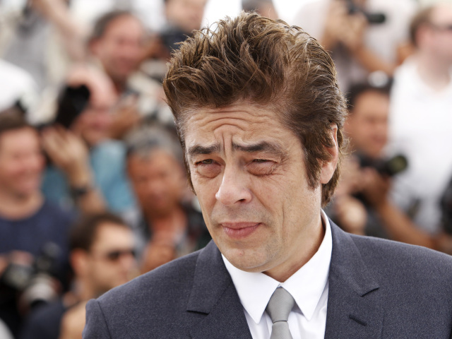 Herec Benicio del Toro.