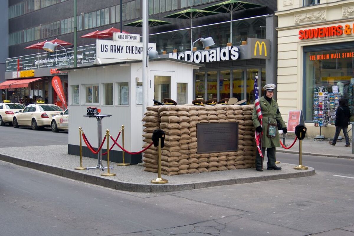 Checkpoint Charlie, Berlín, Nemecko