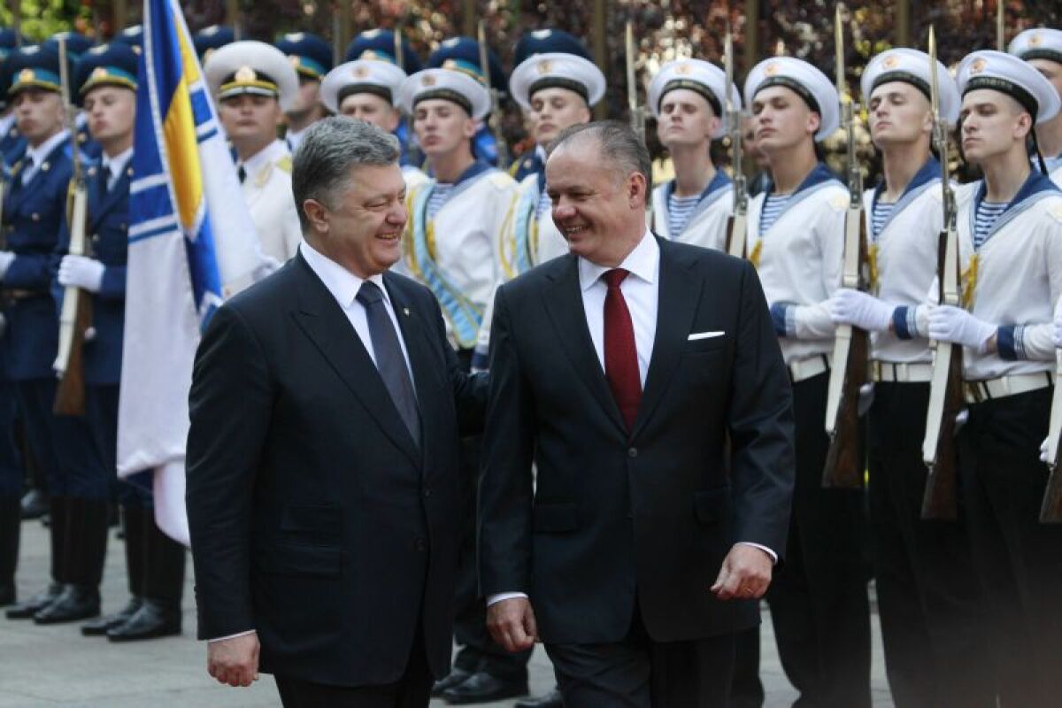 Kiska, Porošenko