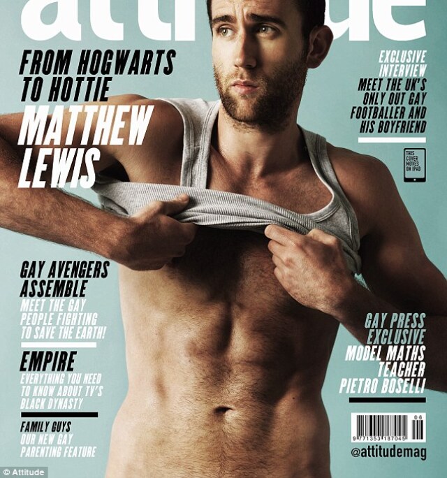 Herec Matthew Lewis na titulnej strane magazínu Attitude. 