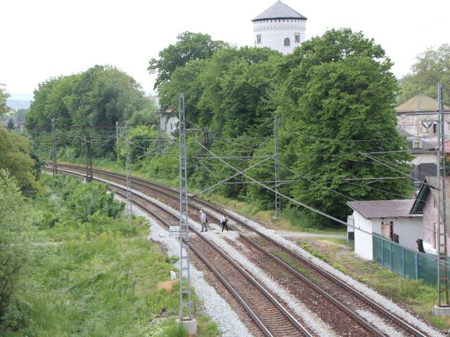budatín, železnica, priecestie, koľajnice