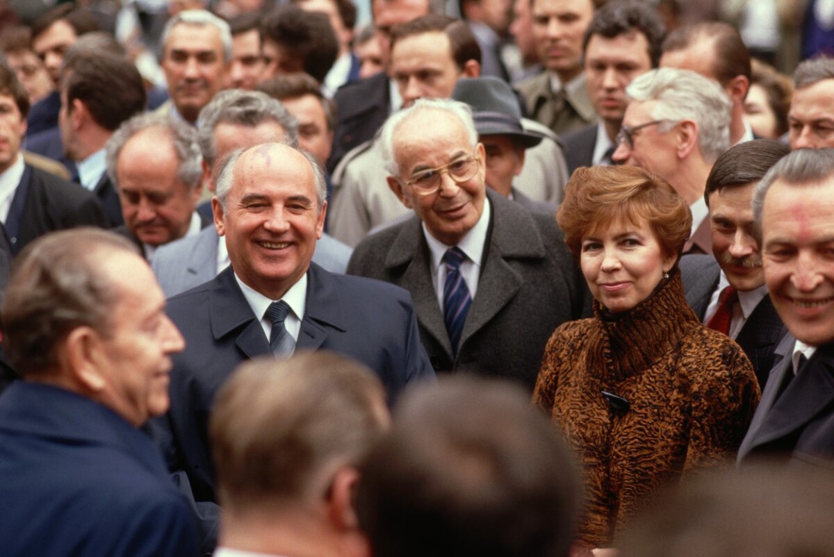 Gustáv Husák, Michail Gorbačov