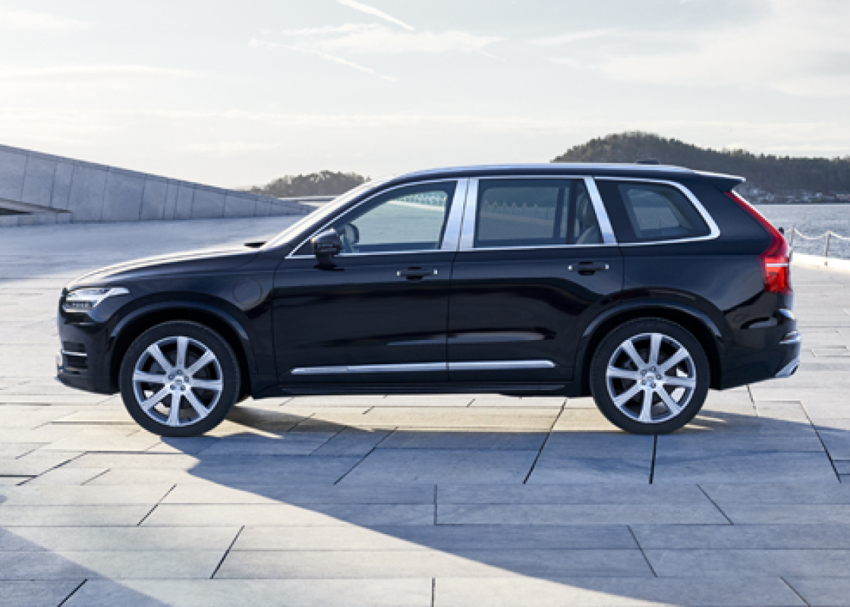 volvo XC 90 inzercia