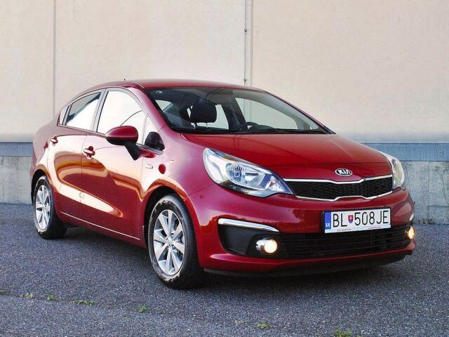 Kia Rio - sedan