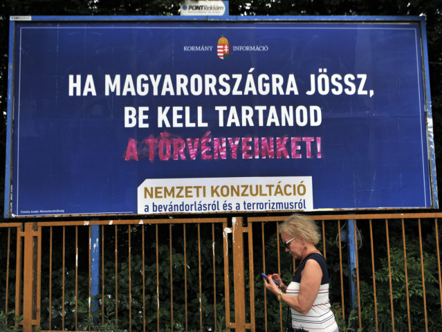 Maďarsko, bilbord, utečenci, imigranti,