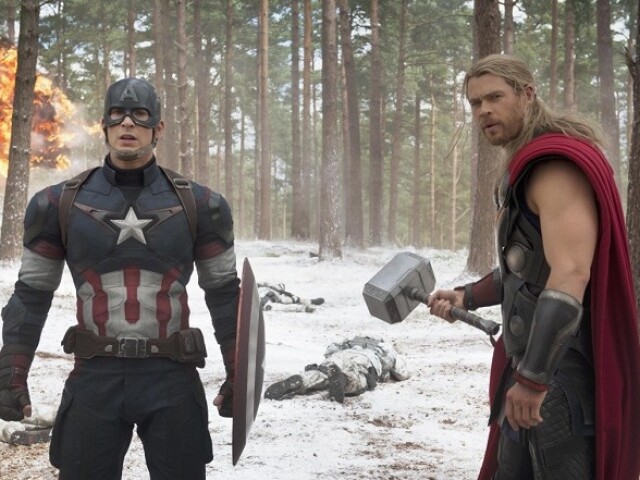 Divácky úspech zaznamenala tento rok aj superhrdinská snímka Avengers 2: Vek Ultrona. <PF> FOTO: WALT DISNEY STUDIO MOTION PICTURES
