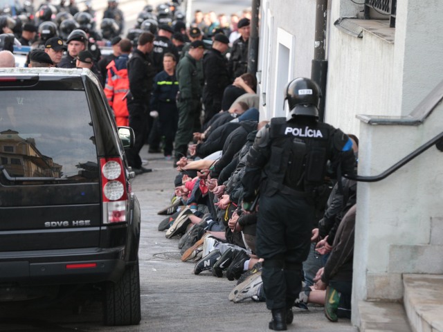 Bratislava, demonštrácia, utečenci, polícia