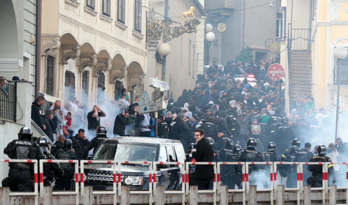 Bratislava, polícia, demonštrácia, utečenci
