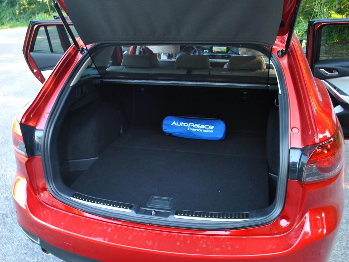 Mazda 6 Wagon 2,2 SkyActive-D AWD