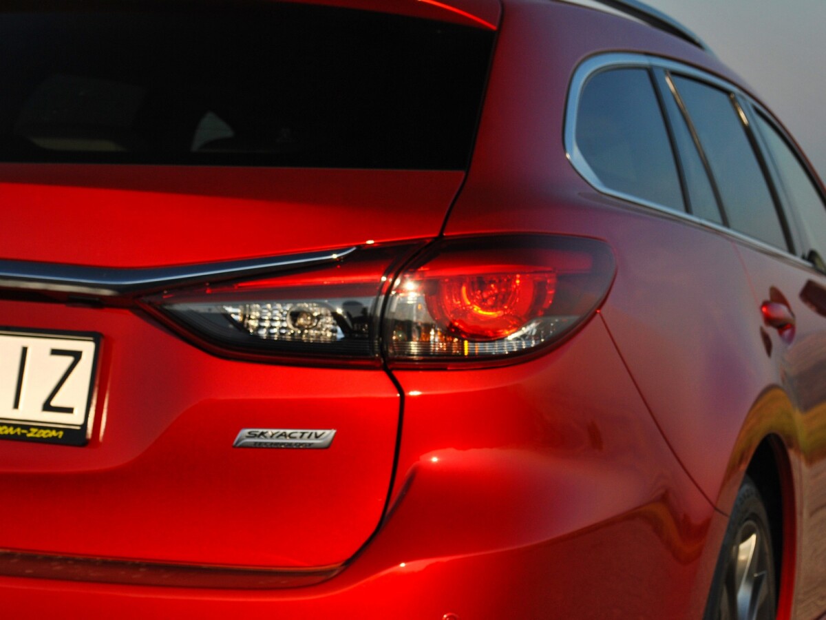 Mazda 6 Wagon 2,2 SkyActive-D AWD