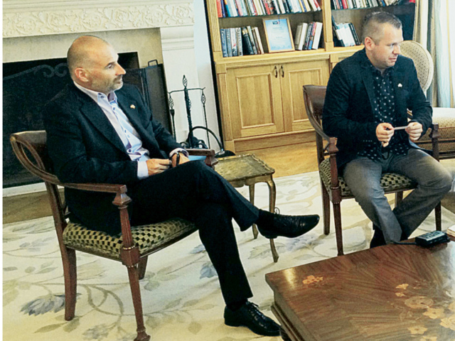 podnikateľ, Erik Mokrý, Štefan Takáč, zvárači
