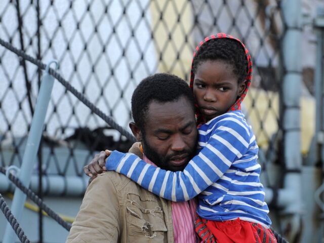 utečenci, imigranti, dieťa, migranti