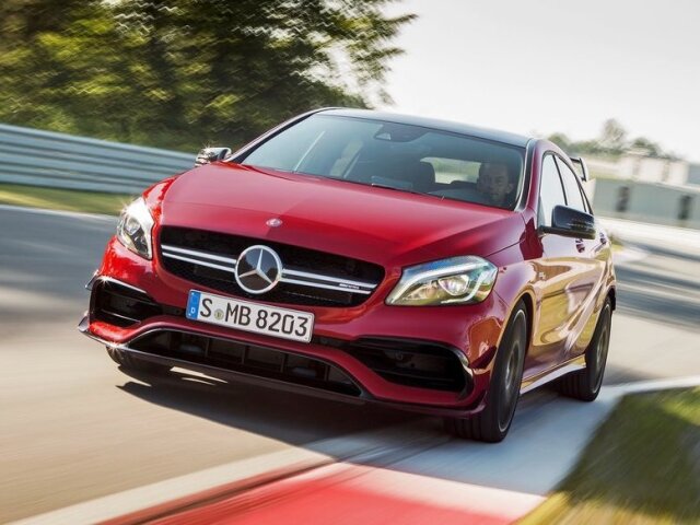Mercedes-AMG A 45 4Matic - 2016